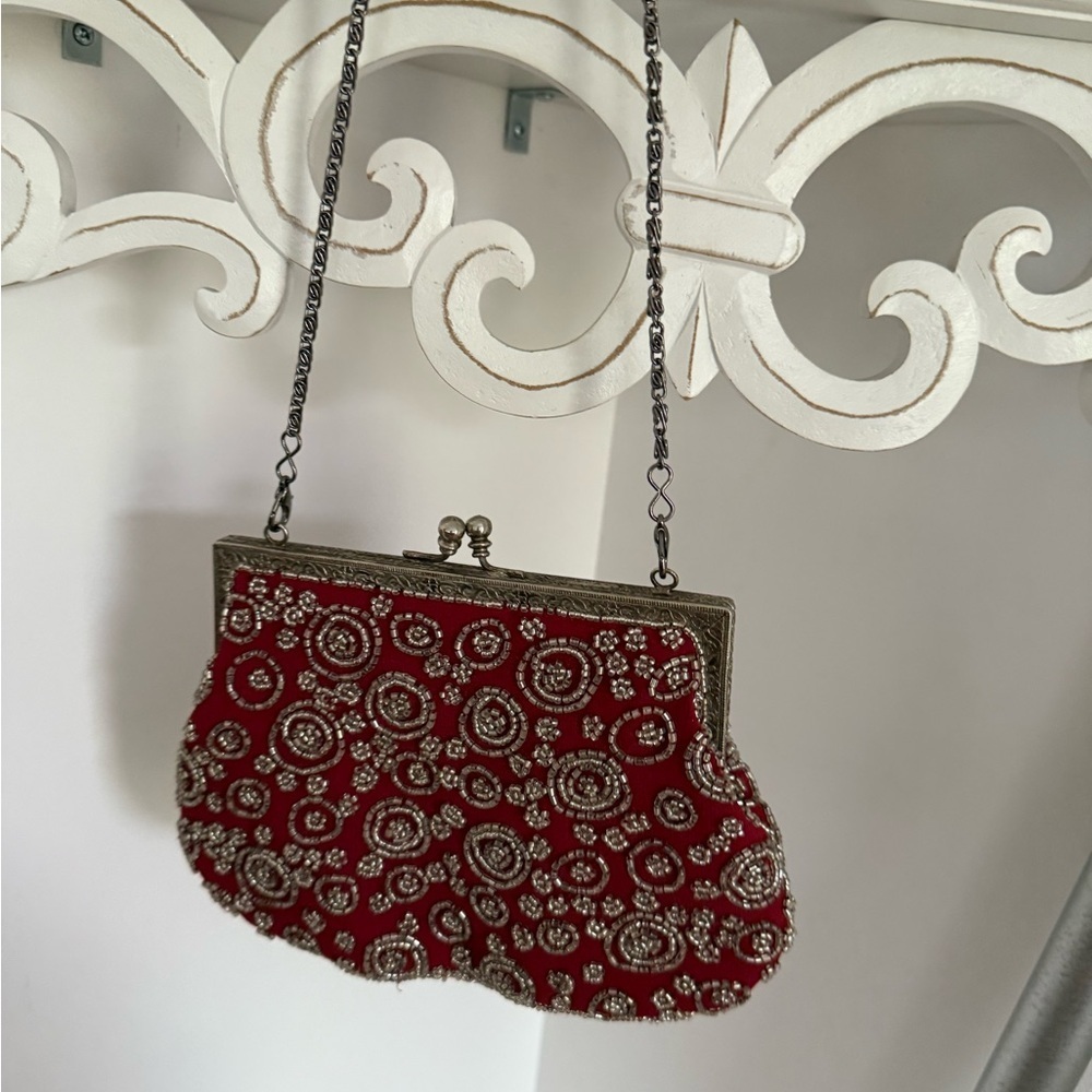 Whiting and Davis red beaded vintage evening bag - Picture 2 of 6